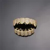 Hip Hop Full Teeth Caps Bling Iced Cubic Zircon Micro Pave Topbottom Charm Grills Conjunto para Homens Mulheres Jóias Presente 230726