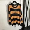 Kvinnors tröjor Kvinnor Loose Hollow Out Sweaters Knits Designer Tops With Striped Girls Crop Top Shirt Brand High End Custom Long Stretch Pullover T-shirts K9n3