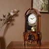 装飾的な置物ヴィンテージデスクトップ時計ホームリビングルームペンドゥルムアメリカンデコレーション
