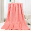 Couverture 50 70 cm Doux Solide Corail Polaire Flanelle Chaud Hiver Infant Thermique Wrap Homehold Canapé Couverture 230725