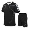 Männer Trainingsanzüge Laufen Enge T-shirt Sport Set Gym Fitness Top Strand Hosen Tragen Schnell Trocknende Mode Plus Größe Kleidung 230725