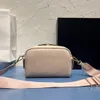 Prad designer schoudertas elegant ontwerp met strakke lijnen 10A Handgemaakte hoogwaardige lederen crossbody tas klassieke All-match luxe Creditcardhouder Zippy Portemonnee