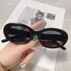 Korean Oval Frame Star Solglasögon Kvinnor Kvinnlig Gray Green Shades Sun Glasögon Förare Utomhusstrand Fashion Eyewear SG657