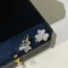 Lüks Küpe Cazibe Frivole Marka Tasarımcısı En Kalite S925 STERLING Gümüş Tam Kristal Dört Yaprak Yonca Saplama Küpe KUTU PARTI HEDİYE