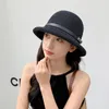 Berets 2023 Style coréen Spring and Automn Hat Anneau en cuir haut de gamme Pure Couleur pure Bodet Summer Summer