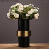 Vaser Creative Light Luxury Metal Vase Modern Flower Arrangement Decoration Enkelt bänkskiv vardagsrum hem