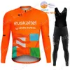 Maillot Cyclisme Ensembles Hiver Euskaltel Euskadi Équipe Maillot Cyclisme Ensemble Orange Vêtements Costume Hommes Manches Longues VTT Vélo Route Pantalon Bib Ropa Maillot 230725