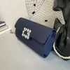 Bolsa de noite para mulheres, bolsa de cetim, embreagem de embreagem destacável bolsa de corrente de casamento elegante e elegante ombro feminino colorido de cor da festa 230725