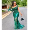 Plus Size Arabo Aso Ebi Verde Sirena Abiti da ballo con paillettes Pizzo con perline Sheer Neck Evening Formal Party Ricevimento Abiti da damigella d'onore