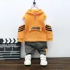 Ensembles de vêtements 2020 enfants garçons filles vêtements costumes mode bébé sweats à capuche pantalons 2 pièces ensembles enfants vêtements d'hiver enfant en bas âge survêtements 0-5 ans243u Z230726