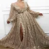 Sexy Schlitz Gold Abendkleider tiefer V-Ausschnitt 2020 Neueste Mode Pailletten Spitze Dubai Saudi Arabisch Abendkleider Lange Ärmel Formal Part329z