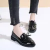 Sapato social Rimocy preto couro envernizado feminino plataforma sem cadarço para mulher 2023 primavera britânico com borla sapatos baixos casuais feminino J230727