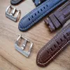 Vakningspart Watchband Handgjorda äkta läderklockor med pin Buckle Fit Pam Watch i 24mm svartbruna blå män Watches259x