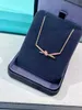 Designer Brand Gold CNC högkvalitativa TIFFAYS Knut Qixi Halsband 18K Rose Gold Blue Knot Can