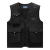 Gilet da uomo Designer Cappotto da uomo Gilet estivo Sport all'aria aperta casual multi-tasca multifunzionale sottile innamorato Gilet con scollo a V Gilet da donna alla moda