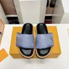 Più nuovo POOL PILLOW COMFORT Pantofole piatte Designer Pantofole Uomo Donna Sandali Platform Slides POOL Slides Fashion Rubber Slider Flat Slider Taglia 35-45