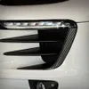Porsche Macan için Aksesuarlar 2014-2020 Karbon Fiber Ön Far Kaş Trim Şeritler Dış Değiştirilmiş Çıkartmalar Araba Stilleri312H