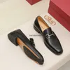 Primavera ed estate nuovo mocassino scarpe da uomo in pelle formale da lavoro di fascia alta britannica abiti da uomo Feragamos scarpe Lefu in pelle