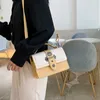 Elegant kvinnlig casual tygväska 2023 mode ny högkvalitativ pu läder kvinnors designer handväska rivet axel messenger väskor