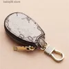 Porte-clés Lanyards Clés de voiture Sac Anneaux Brown Fleur Plaid Pu Cuir Gold Metal Keyrings Titulaire Pendentif Charms Fashion Design Pochettes Bijoux Cadeaux T230727