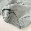 Família combinando roupas outono inverno roupas nascidas menina bebê malha pulôver menino menino infantil tricô sólido casual suéter criança 100 algodão amor topos 230726