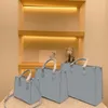 Torebka kobiety luksusowe Projektanci torby 6-kolorowe zwykłe wstążki turystyczne torba pu Materiał Materiał Masowa torba na ramię Wallet Duża pojemność wielofunkcyjna dla kobiet Tote