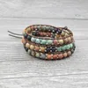 Armreif, handgefertigter Schmuck, 6 mm Steinperlen, Böhmen-Lederarmbänder, 3 Stränge, gewickeltes Chakra, gewebtes mehrschichtiges Boho-Armband 230726