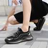 Erkek Koşu Ayakkabıları Nefes Alabilir Mesh Sıraslı Sabahlar Adam Hafif Spor Eğitmenleri Rahat Sole Siyah Gri Renk