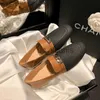 Klänningsskor LESHION OF CHANMEB Luxury Brand Metal Lock Loafers äkta läder Flatskor Kvinnor Mix-färg Designer Slip-on Flats Storlek 33-41 J230727