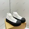 Designer skor casual brädskor sneakers plattform skor bekväma skateboardskor springande sport designer heta svartvit fast färg hem