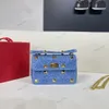 8A Crystal Vsling Handtaschen Geldbörse Damen Nieten Umhängetasche Messenger Diamanten Umhängetaschen Magnetverschluss Abnehmbarer Griff Kette Echtes Leder Einfarbig