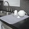 テーブルマット皿乾燥ラックパッドキッチンアクセサリー用マイクロファイバーマット吸収性パッドカウンタートップ