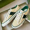 Tennis 1977 Fashion men women Shoes Luxurys Designers Mens Shoe Italy Green And Red Web Stripe Rubber Sole Stretch Cotton Low Top Casual Fashion Sneakers