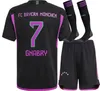 2023 2024 Davies Soccer Jerseys Club Champions 6 Sane HRFC Gnabry Muller Muller München voetbalshirt Men Kitpak met Socks Equipment Kit Munchen Musiala