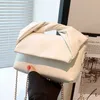 2022 Designerinnen Frauen PU Leder Crossbody -Umhängetaschen Neue Fashion Lady Grüne weiße gelbe Handtaschen lässige kleine Kettenklappenbeutel