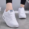 Chaussures habillées Femmes Mode Baskets Coussin D'air Chaussures De Sport En Cuir Pu Bleu Chaussures Blanc Rose En Plein Air Marche Jogging Chaussures Femme Formateurs 230726