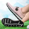 Andra golfprodukter nya andningsbara golfskor män kvinnor professionella golf bär damer anti slip golfare sneakers lyxgolfare fotväder hkd230727