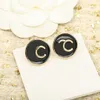 2023 Charme de qualité de luxe petite boucle d'oreille de forme ronde avec couleur émail noir en plaqué or 18 carats avec tampon de boîte PS7347B