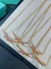 Designer Brand Gold CNC högkvalitativa TIFFAYS Knut Qixi Halsband 18K Rose Gold Blue Knot Can