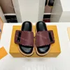 Più nuovo POOL PILLOW COMFORT Pantofole piatte Designer Pantofole Uomo Donna Sandali Platform Slides POOL Slides Fashion Rubber Slider Flat Slider Taglia 35-45