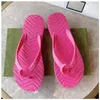 Modedesigner sandaler damer flip flops enkla ungdoms tofflor mockasin skor lämpliga för vårens sommar- och hösthotell stränder andra platser storlek 35- 42 03