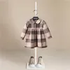 Robes de fille de luxe filles à manches longues robe à carreaux filles automne Style Turndown rayé manches coton robe enfants robes pour les filles 230726