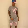Mens Syna World Tshirts Set TEE Diseñador Camisa de diseñador Corto Y2K Tees Camiseta gráfica y pantalones cortos Hip Hop Jk