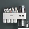 Portaspazzolino rovesciato ad adsorbimento magnetico Doppio distributore automatico di spremiagrumi per dentifricio Rack di stoccaggio Accessori per il bagno230L