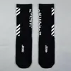 Men's Socks Off Fashion Mens Streetwear Socks Women Men High Quality Cotton All-match Arrow XXX Printing Breathable Black White Mixing Football