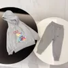 Baby zweiteiliges Set Kinderkleidung Kid Designer Hoodie Mädchen Jungen Pullover Langarm Kleinkind Kleidung Fasion Mädchen Junge Kinder Hoodies mit Buchstaben Sport Lässig