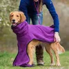 Vêtements pour chiens Peignoir Manteau de séchage pour animaux de compagnie Vêtements Serviette de plage absorbante en microfibre pour grands et moyens petits chiens Chats Accessoires à séchage rapide