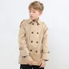 Tench Coats Khaki kurtka dla chłopców podwójna prasowa design dzieci odzież wierzchnia Kids Trench płaszcz Tenoś 214 lat swobodny windraker 230726