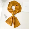 Écharpes Couleur solide Skinny Ribbon Shek Scharps pour les femmes Fashion Neck Entre-tête en satin Soft Satin Bande de cheveux Femelle Lady Neckerchief Foulard