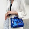 Högkvalitativ jacka form axelväskor design kvinnor kläder pu jacka väska messenger väska designer lyxiga lady handväskor